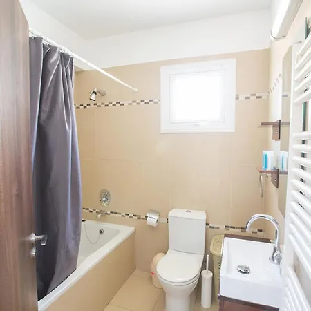 Villa You Will Love This Luxury 3 Bedroom Holiday In With Private Pool Paralimni 1322