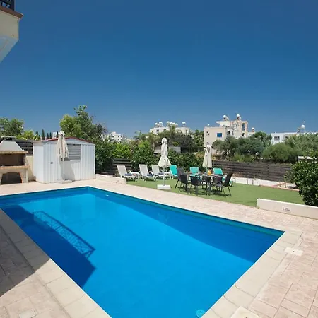 Villa You Will Love This Luxury 3 Bedroom Holiday In With Private Pool Paralimni 1322