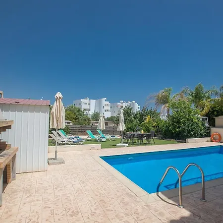 You Will Love This Luxury 3 Bedroom Holiday In With Private Pool Paralimni 1322 Villa *